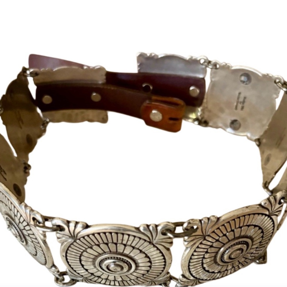 ✨Lady Nadim by Walter Doran✨ Vintage Statement Concho Belt